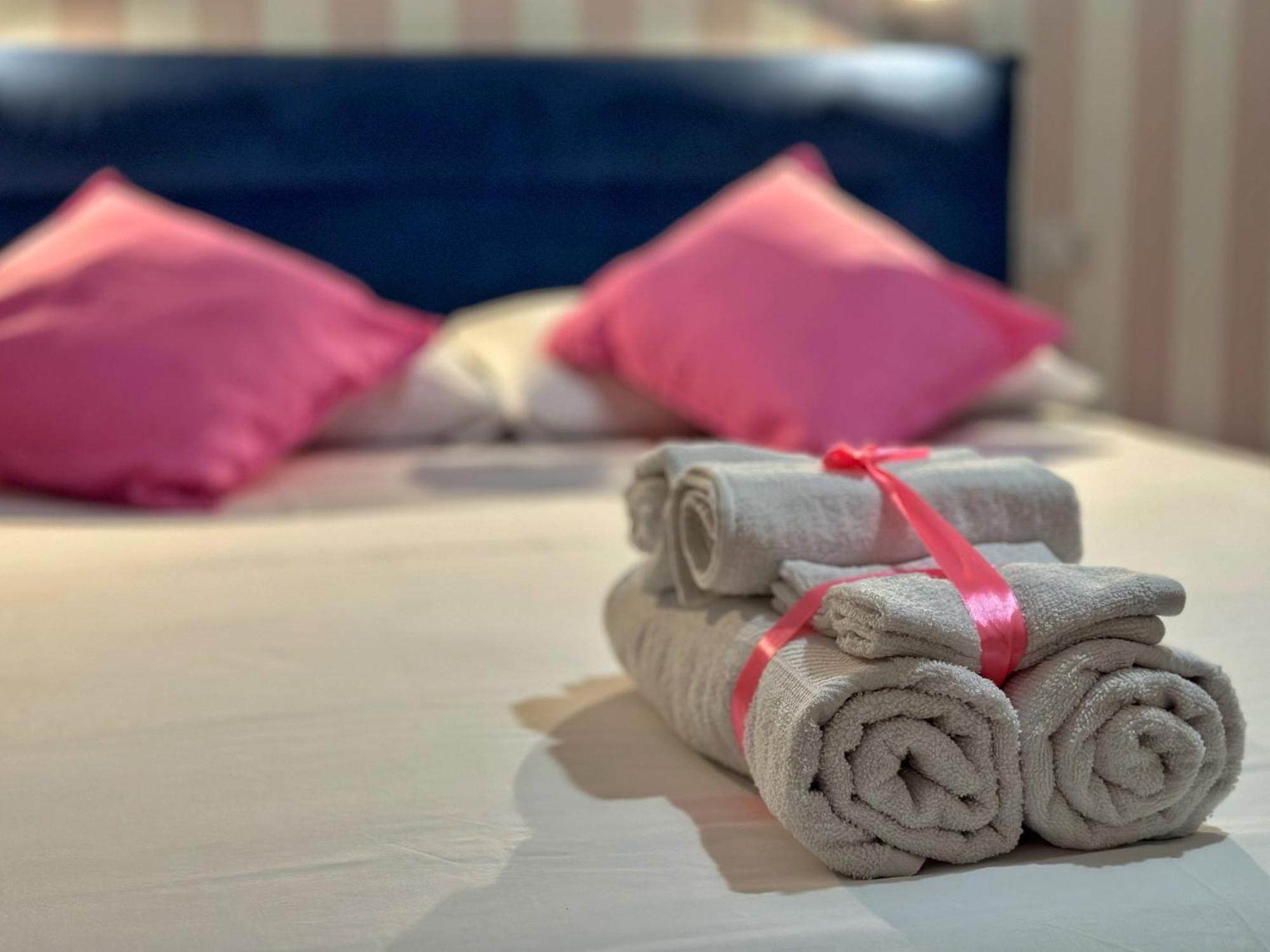 Santo Apartment In Trastevere Рим Екстер'єр фото
